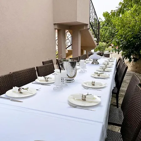 Home Apartments Διαμέρισμα