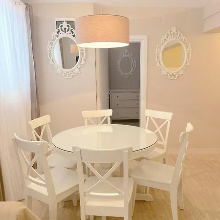 Home Apartments Διαμέρισμα *