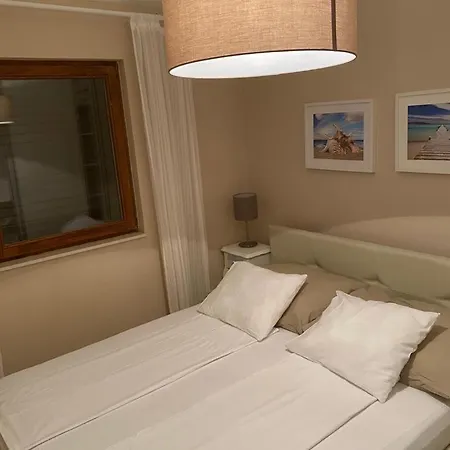 Διαμέρισμα Home Apartments